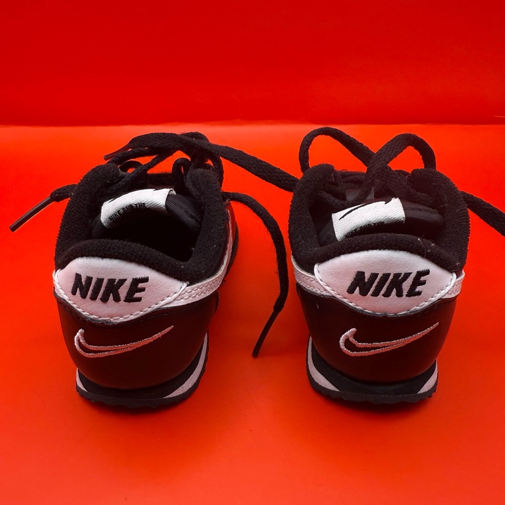 Nike Cortez Toddler Black and White Sneakers size 4C - Picture 3 of 8